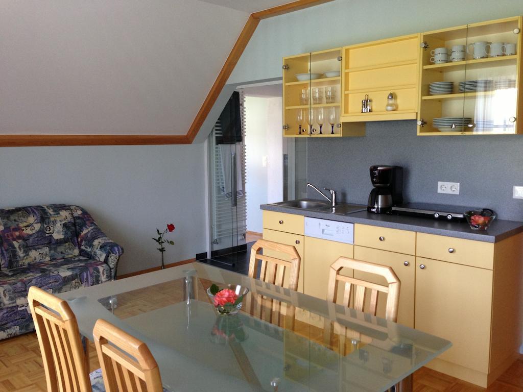 WenigzellHaus Roseアパートメント 部屋 写真